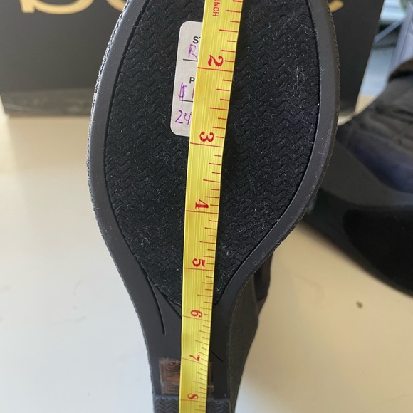 🛑SOLD!🛑Defective! Final Sale!! NIB Bebe RHEA Puffy Fur Boots PRICE FIRM!! - Picture 13 of 16